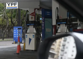 Volvieron a aumentar los combustibles