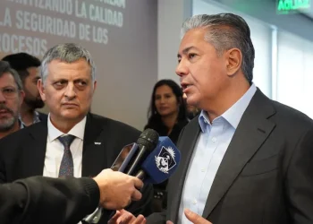 Rutas y dinero por Vaca Muerta