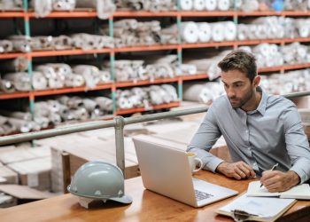 La escuela de negocios que quiere profesionalizar a las pymes que sostienen Vaca Muerta 