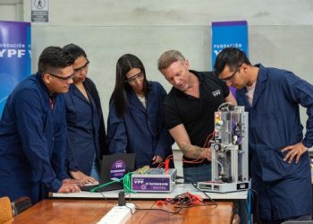 Formación de técnicos gratuita para Vaca Muerta